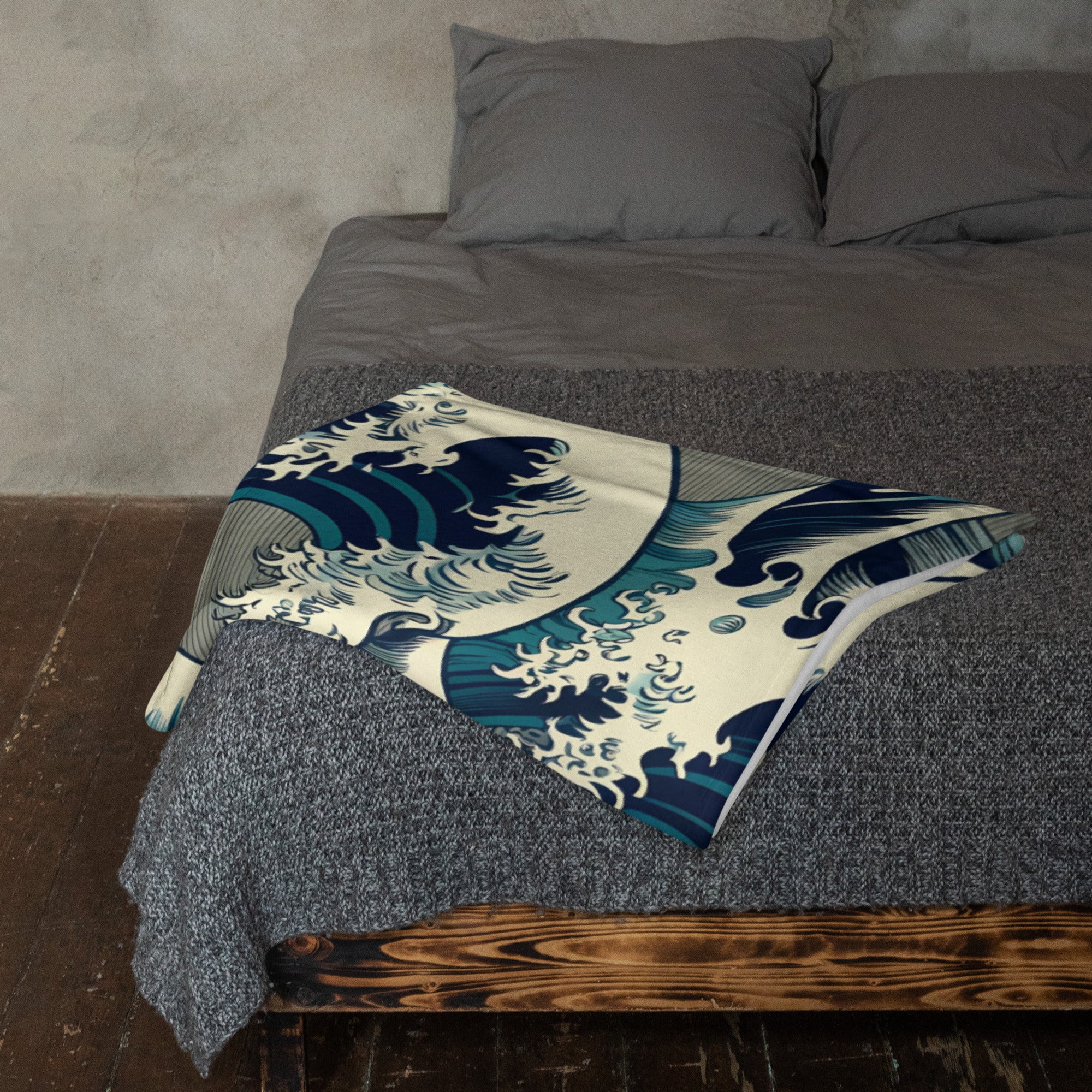 Überwurfdecke mit berühmtem Gemälde „Die große Welle vor Kanagawa“ von Hokusai | Hochwertiger Kunstüberwurf